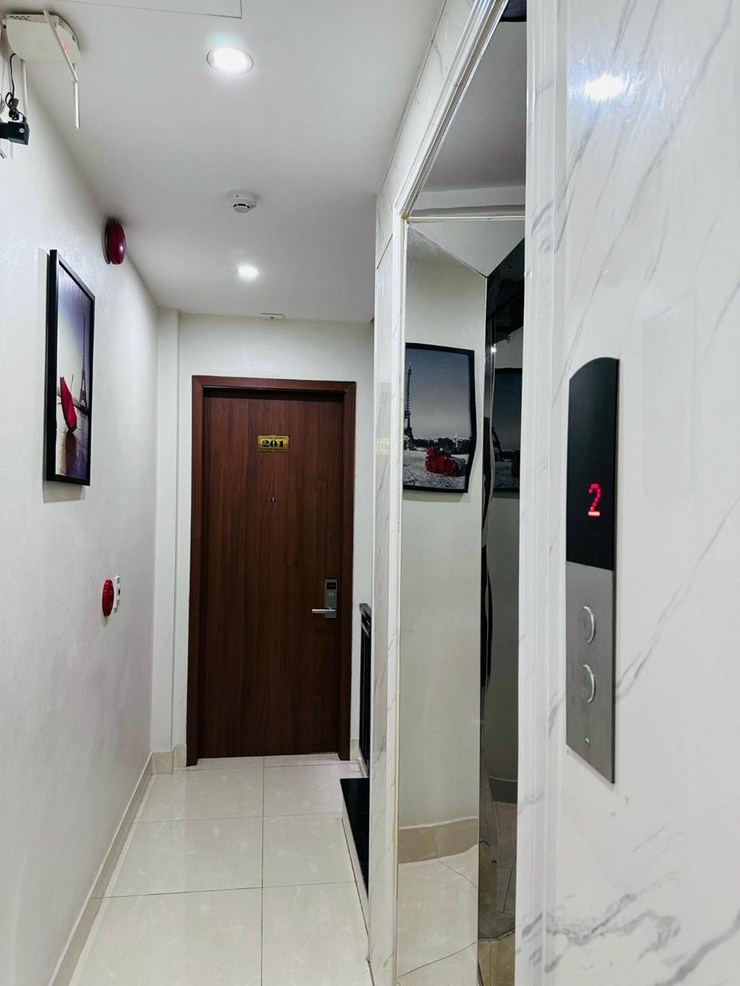 Nha Nghi Anh Dung Bed and Breakfast Χα Λονγκ Εξωτερικό φωτογραφία